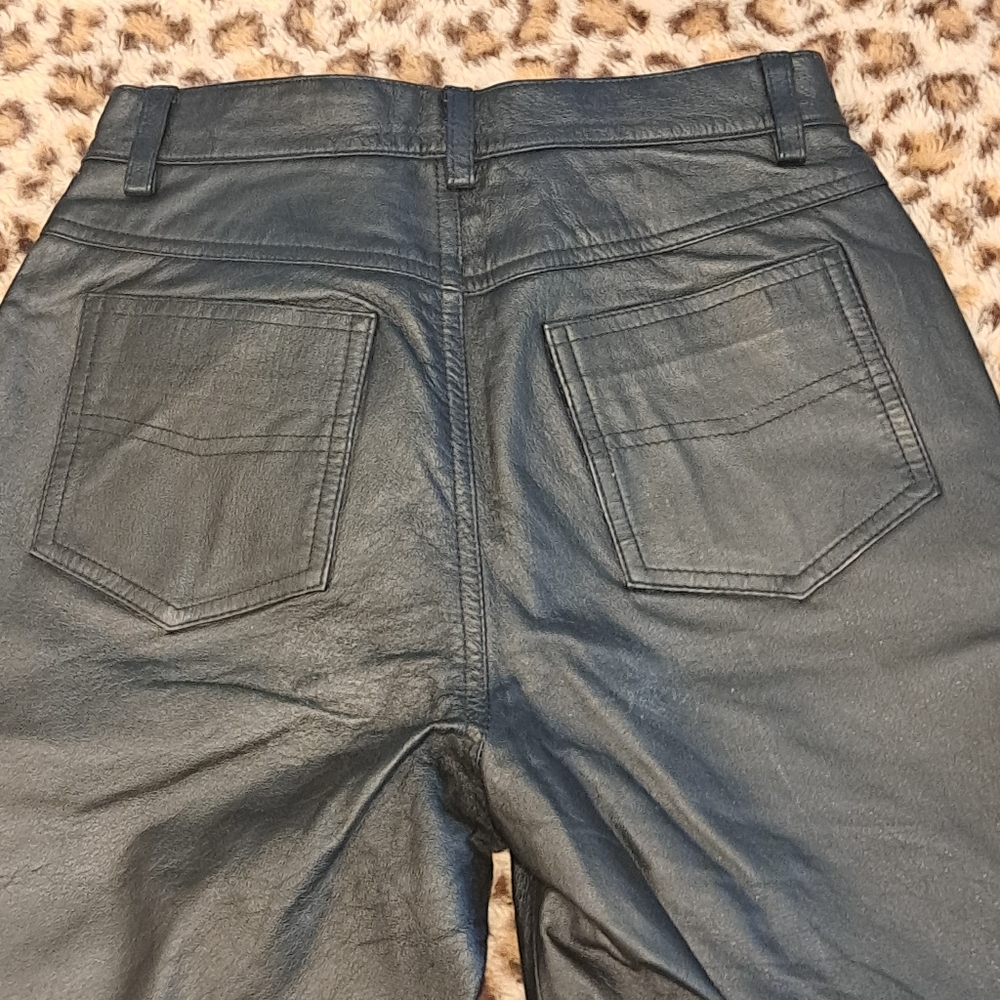 100% Leather pants